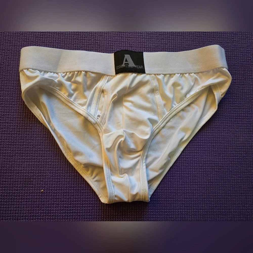 NWT Mens Asos White Briefs Size Medium - Picture 1 of 5